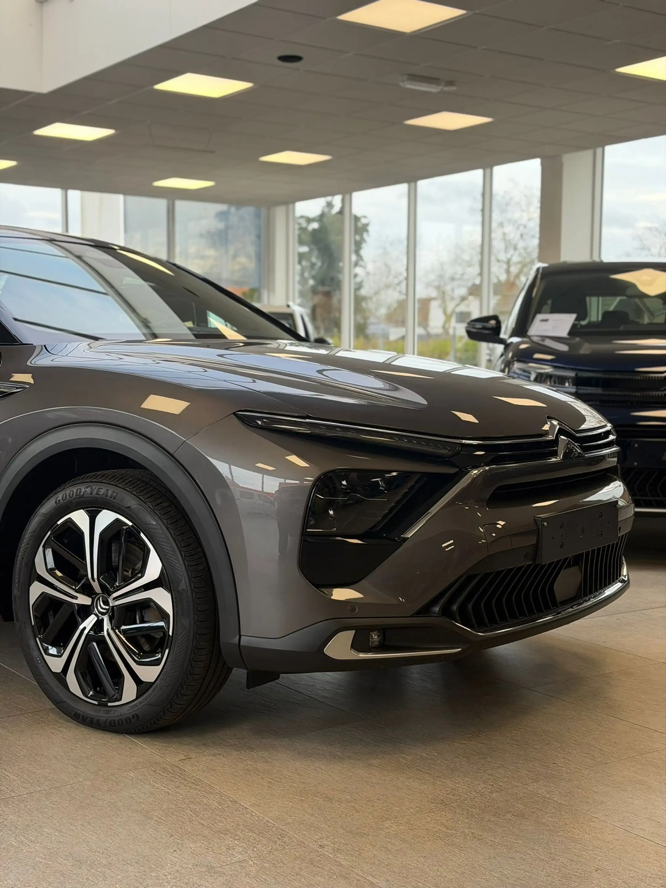 Citroen C5 X C5 X Plug- in Hybrid MAX 225PK // panodak — photo 9