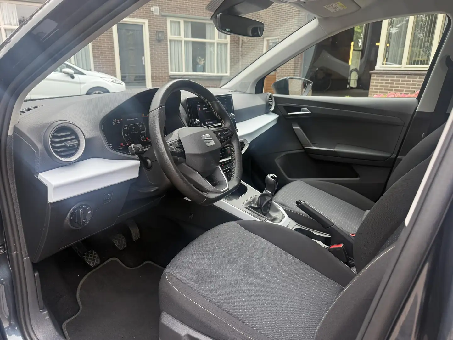 SEAT Arona 1.0 TSI FR cruise controle l Grijs - 2