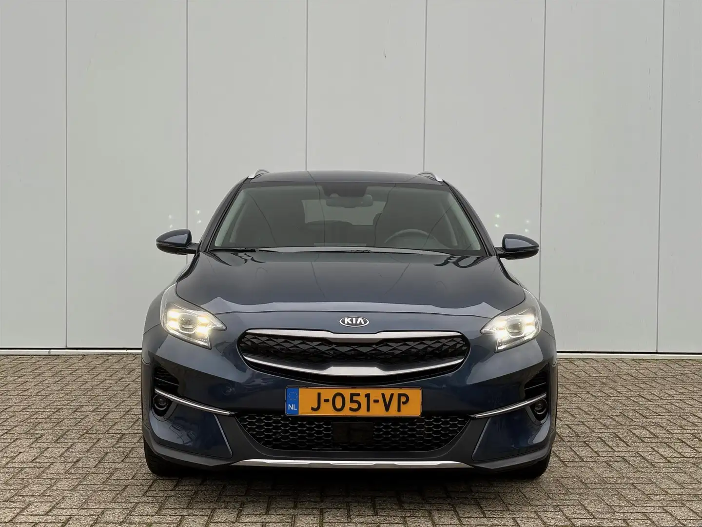 Kia XCeed 1.6 GDi PHEV 142pk DCT6 DynamicPlusLine | Adaptive Синій - 2