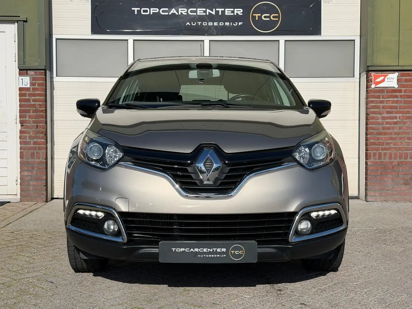 Renault Captur 0.9 TCe Dynamique/CAMERA/TREKH/PARKS/APK Grau - 2