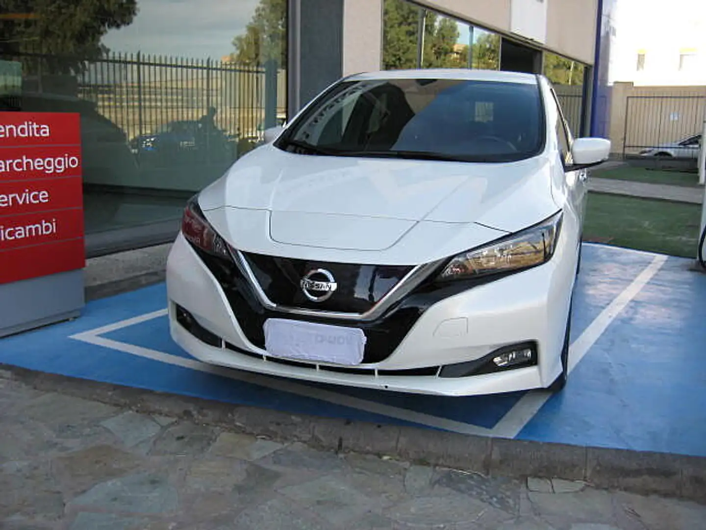 Nissan Leaf 2ª serie Acenta 40 kWh Bianco - 1
