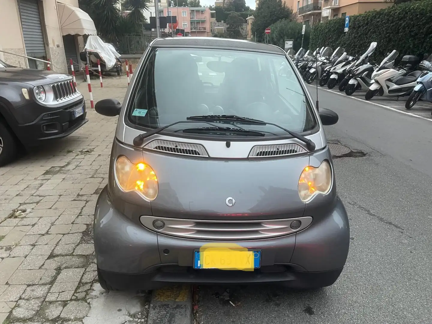 smart forTwo fortwo 700 coupé passion (45 kW) Grigio - 2