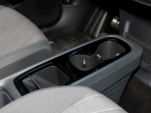 Volkswagen Id.3 view 11