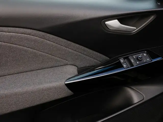 Volkswagen Id.3 view 18