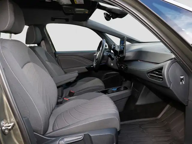 Volkswagen Id.3 view 9