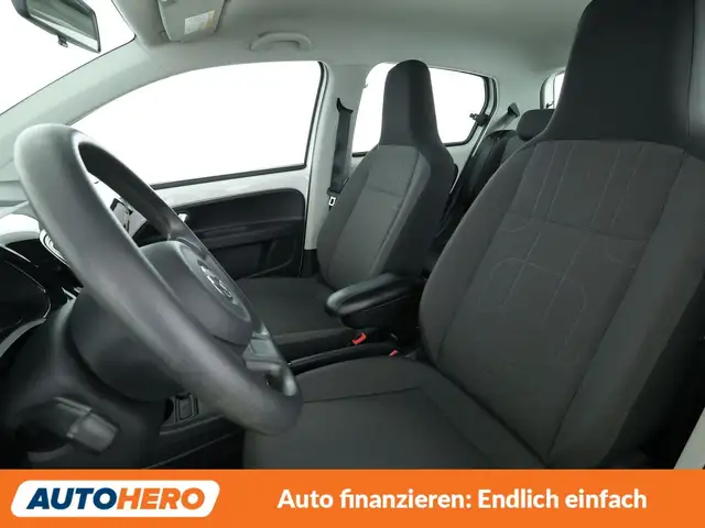 Volkswagen up! view 10