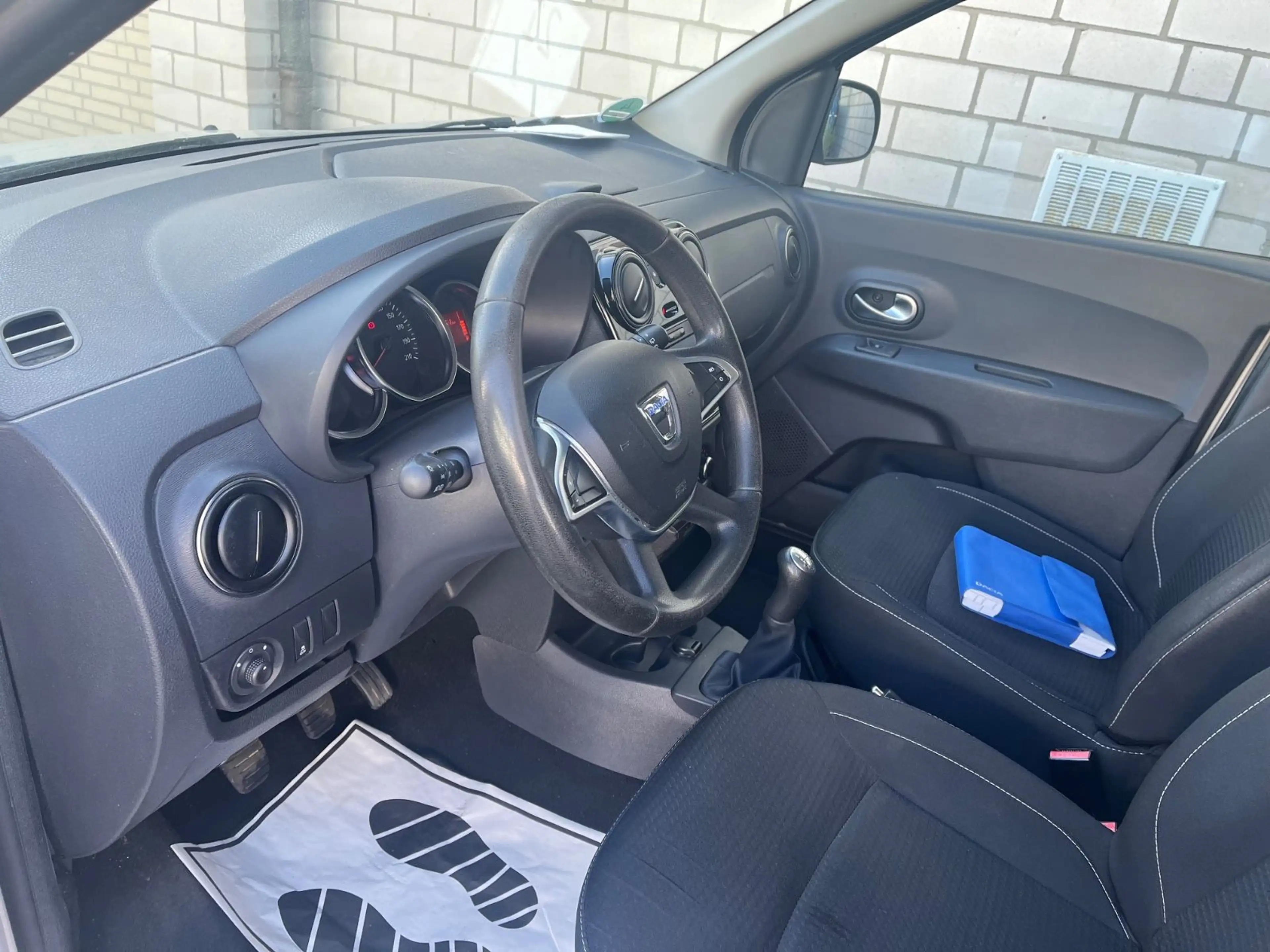 Dacia Lodgy Comfort 7-Sitzer Navi 1.Hand/Scheckheft — photo 7