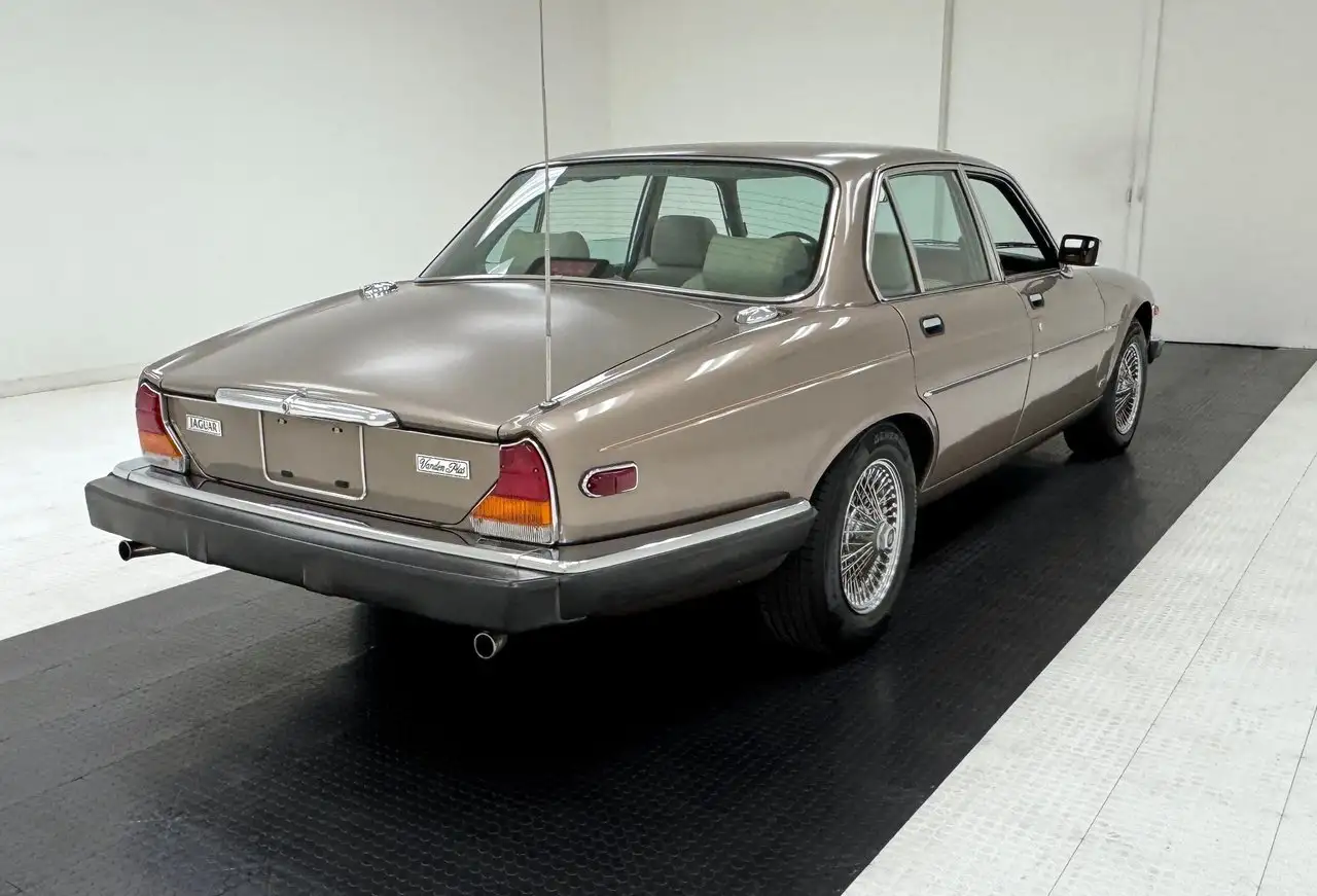 Jaguar XJ6 Vanden Plas 4 Door Saloon, foto 5