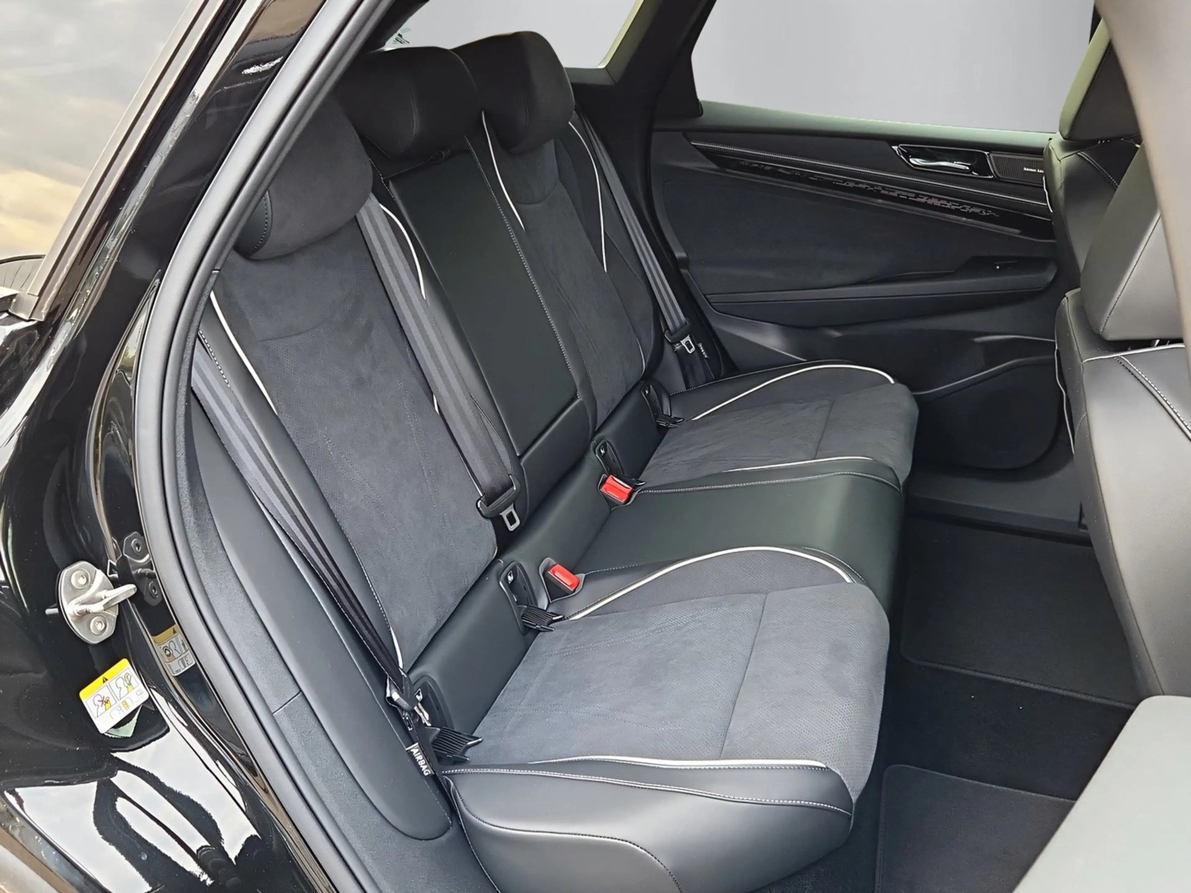 Volkswagen ID.7 Tourer Pro S 210 kW Business-86 kWh — photo 11