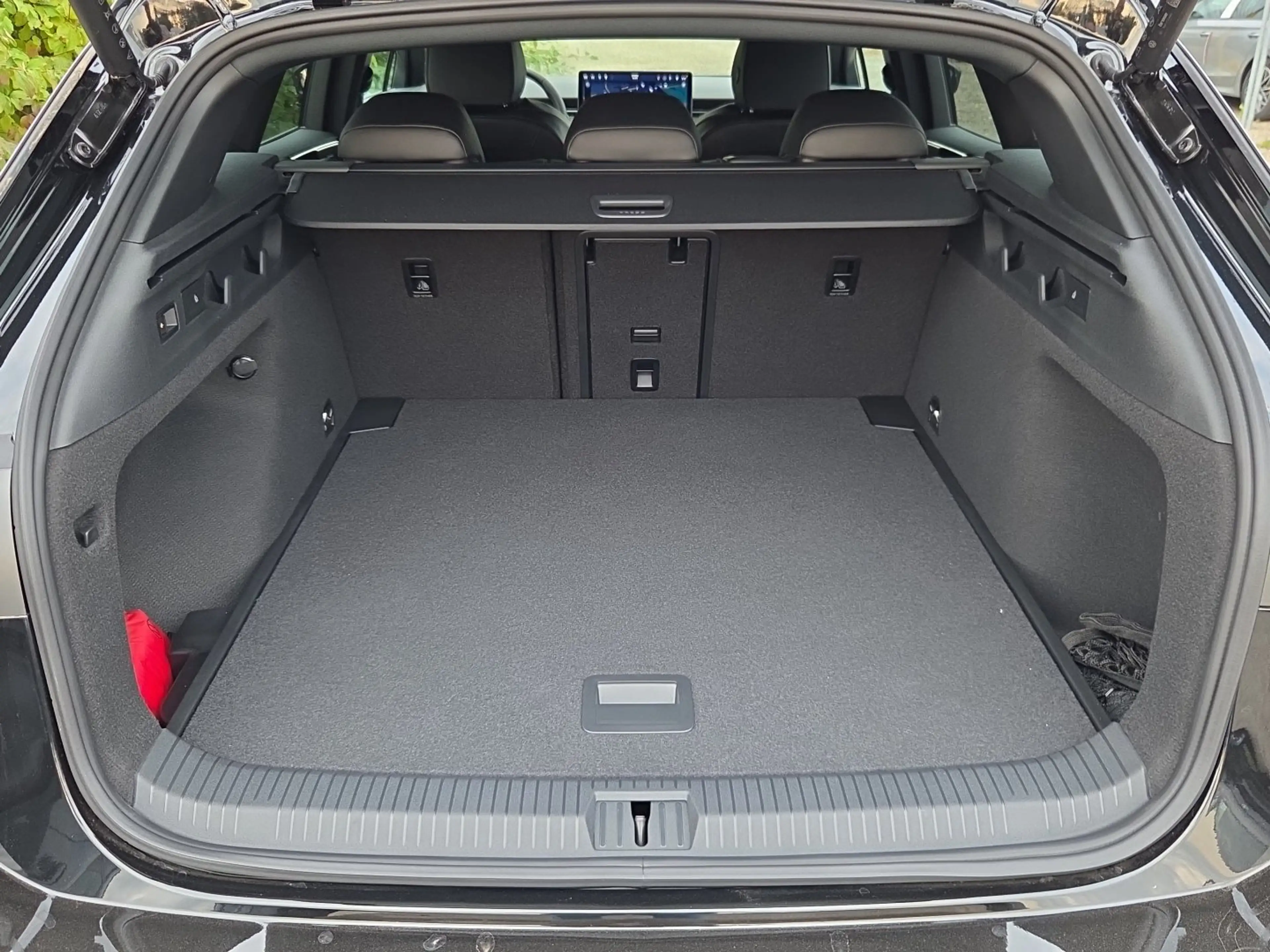 Volkswagen ID.7 Tourer Pro S 210 kW Business-86 kWh — photo 15