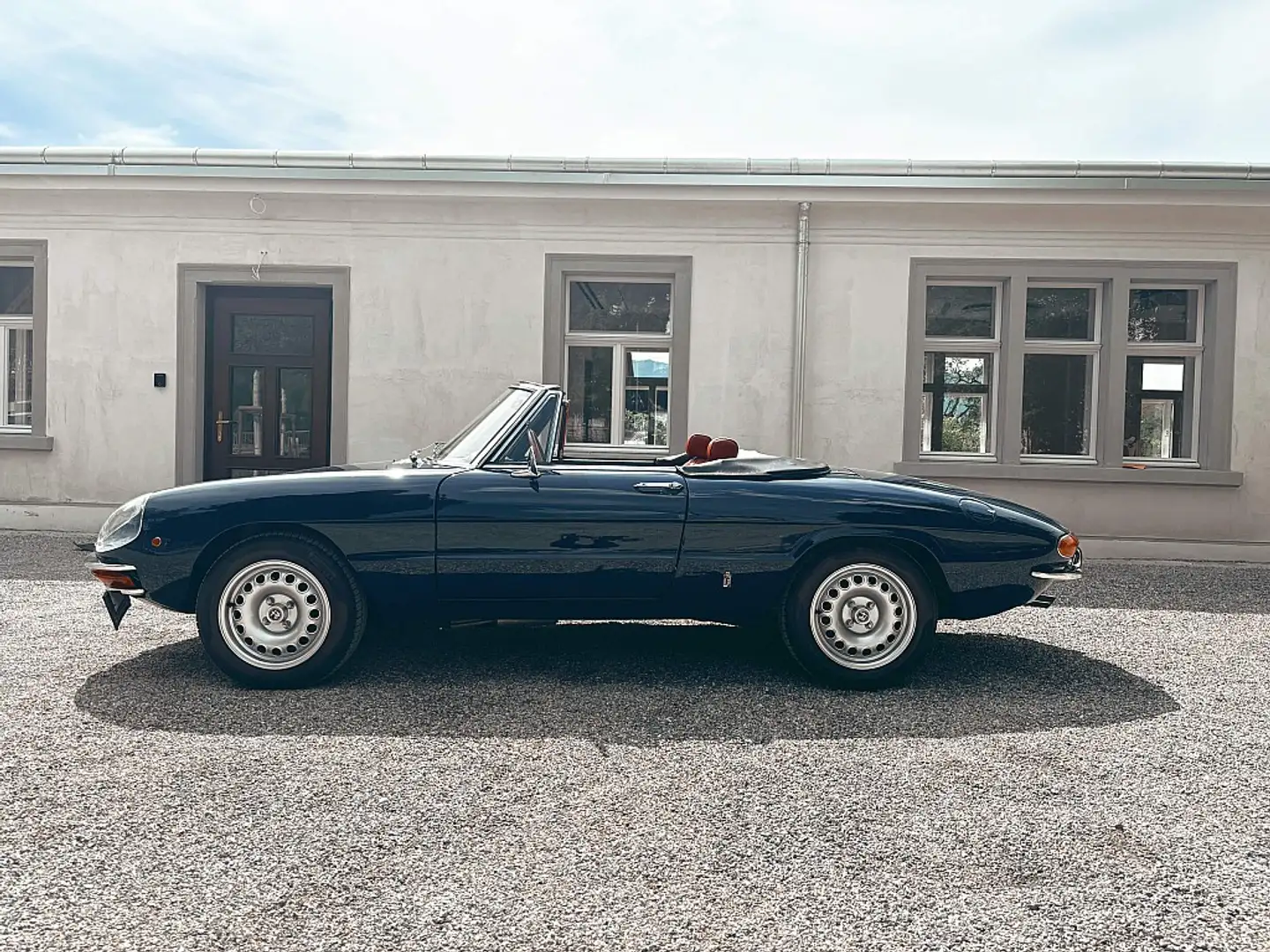 Alfa Romeo Spider 1750 Veloce Blau - 2