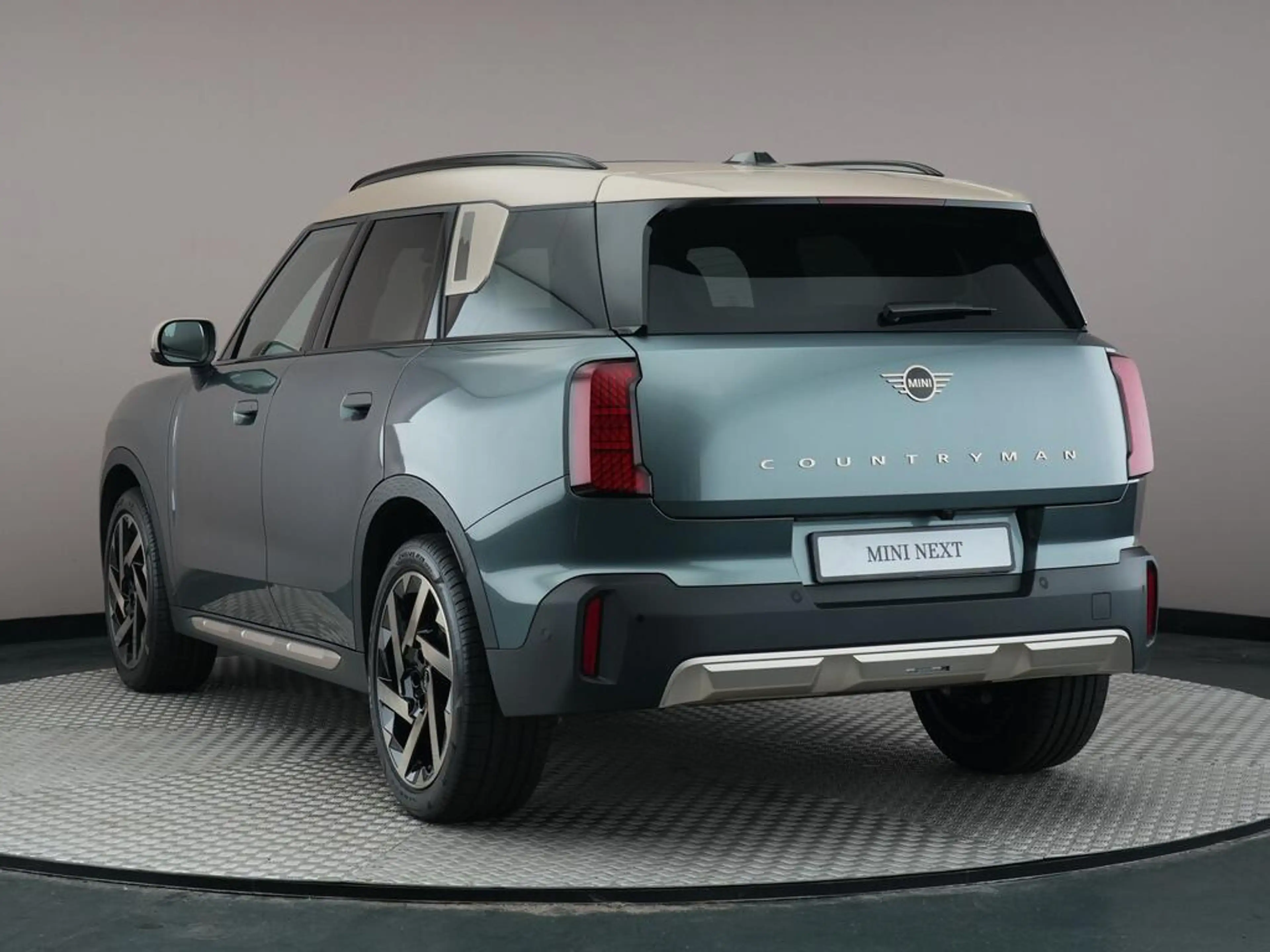 MINI Countryman C 1.5 Favoured XL — photo 11