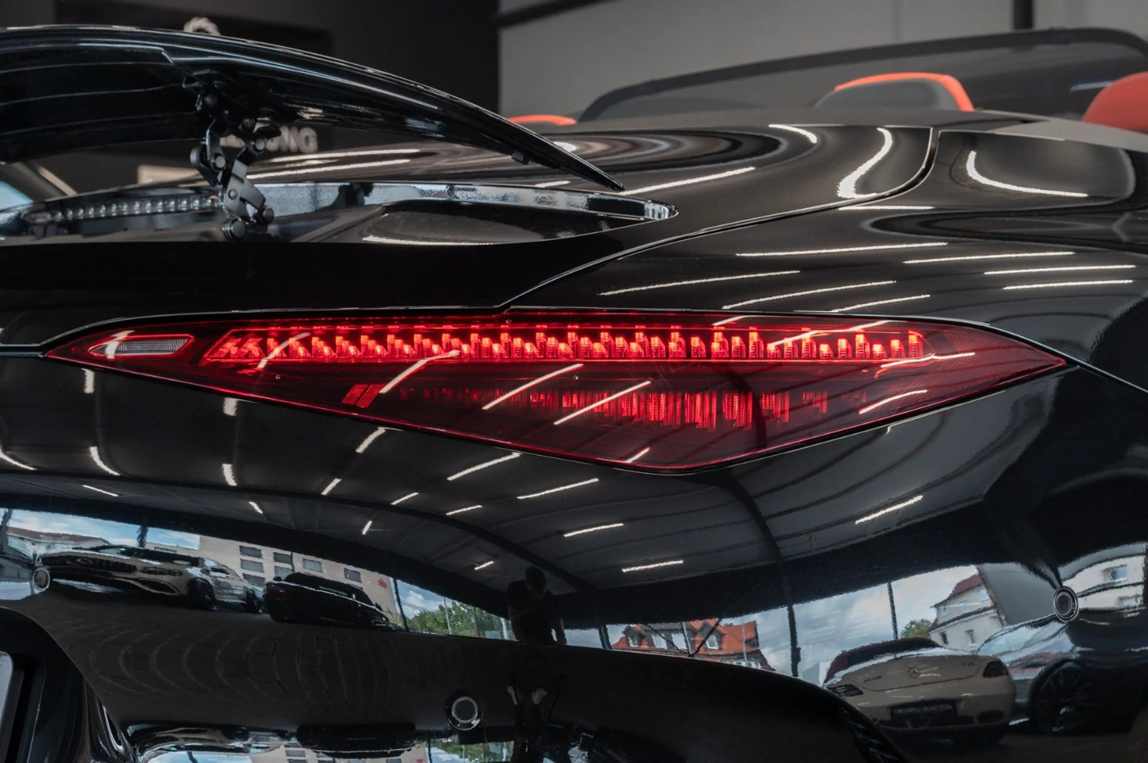 Mercedes-Benz SL 63 AMG 4MATIC+|MANUFAKTUR|CARBON|KERAMIK|LIFT — photo 9