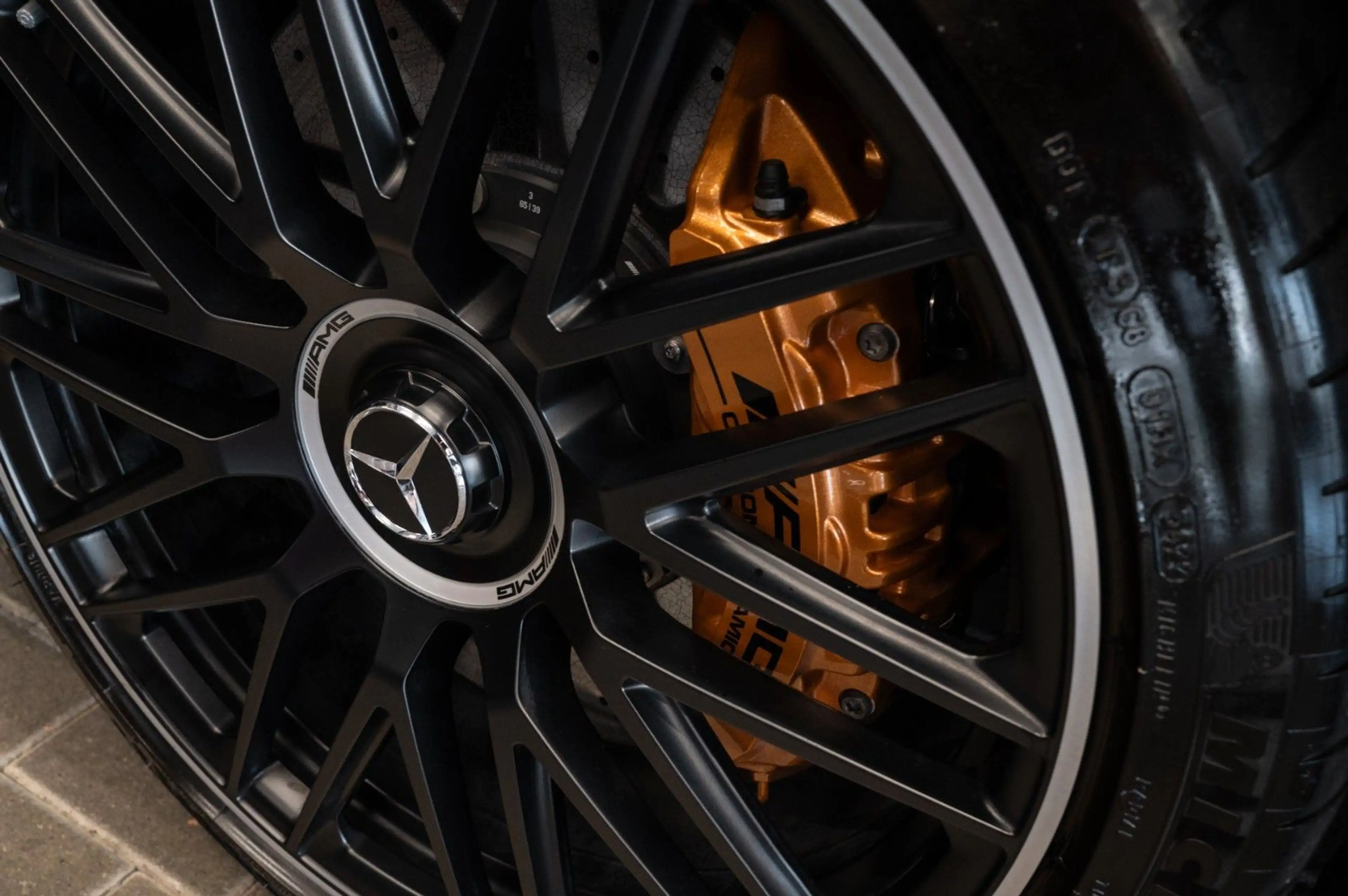 Mercedes-Benz SL 63 AMG 4MATIC+|MANUFAKTUR|CARBON|KERAMIK|LIFT — photo 14