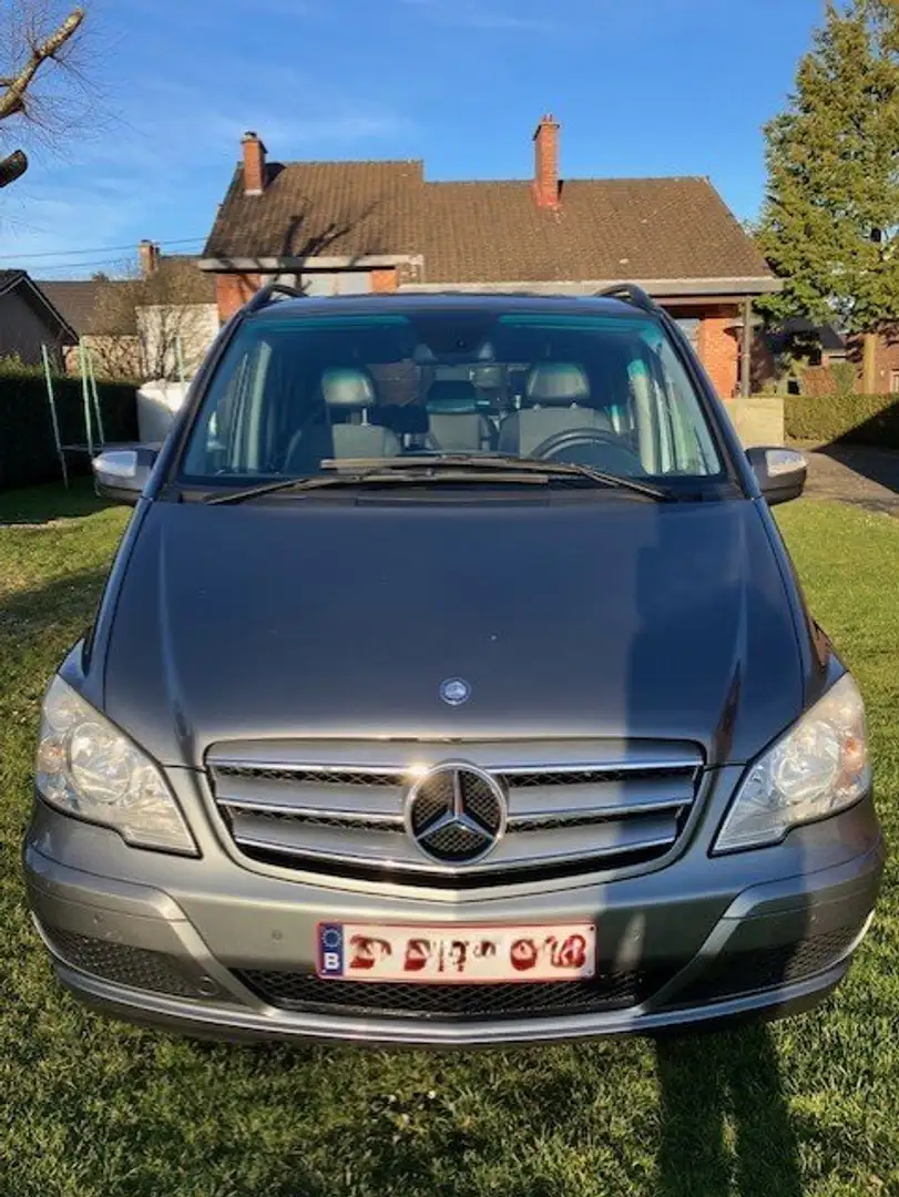 Mercedes-Benz Viano Viano 2.2 CDI MWB Ambiente Grijs - 2