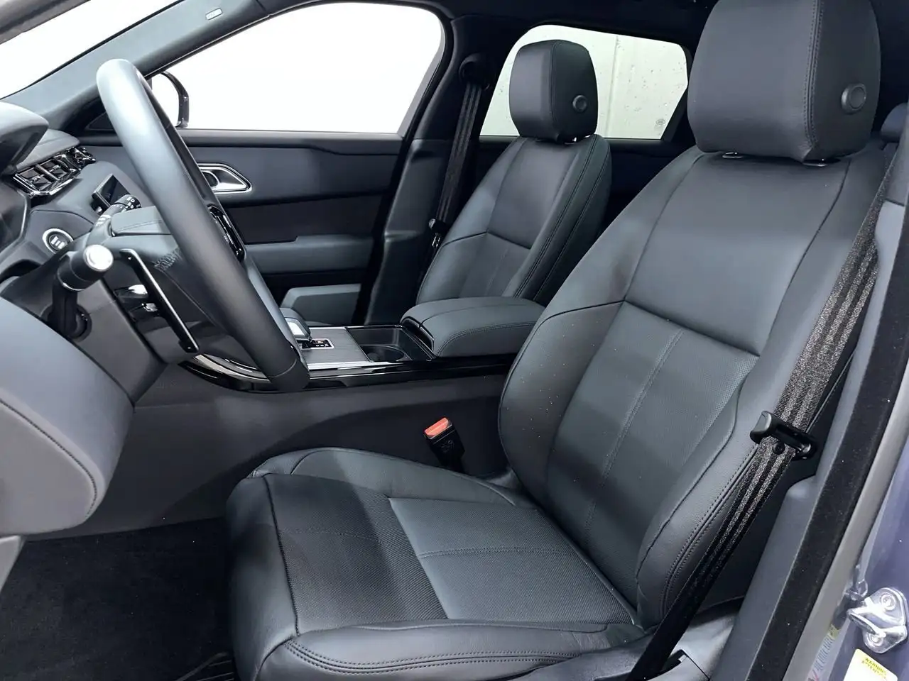 Land Rover Range Rover Velar снимка Land Rover Range Rover Velar