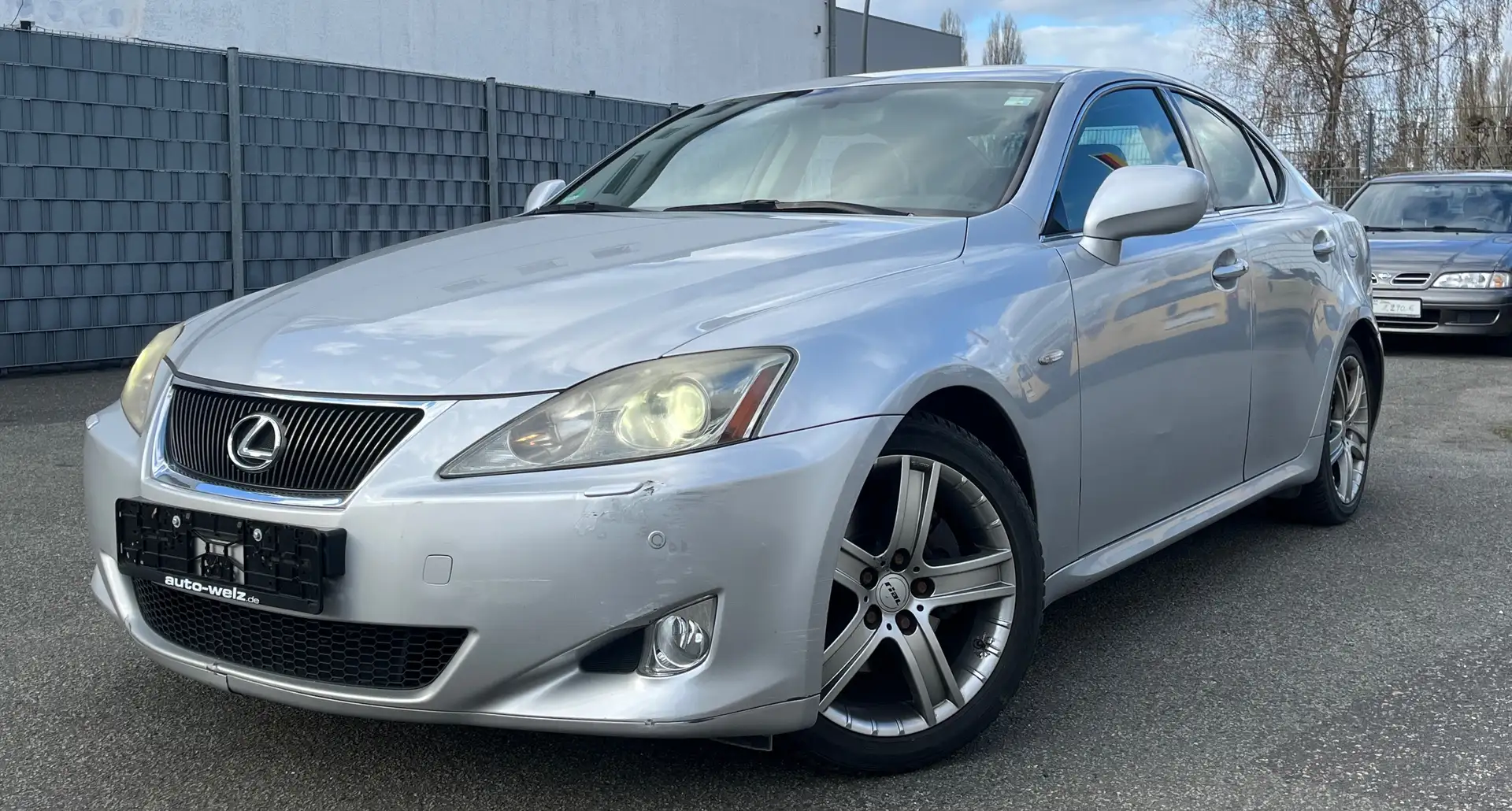 Lexus IS 250 250 V6 Schaltgetriebe *2. Hand* *Toyota/Lexus Historie* Grau - 1