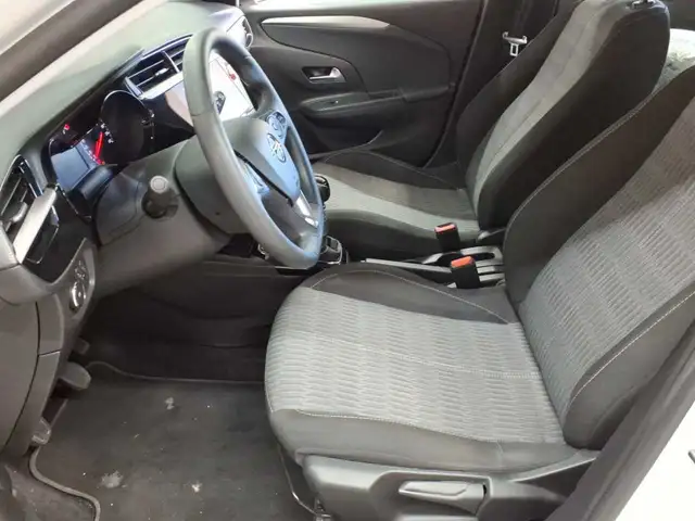 Opel Corsa view 7