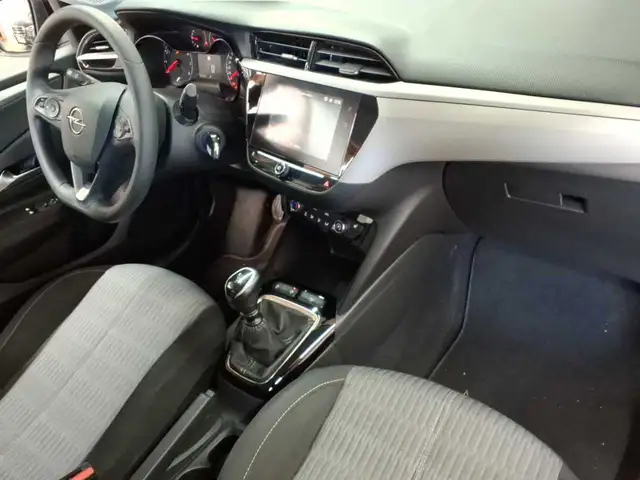 Opel Corsa view 9