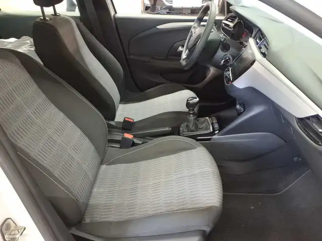 Opel Corsa view 8