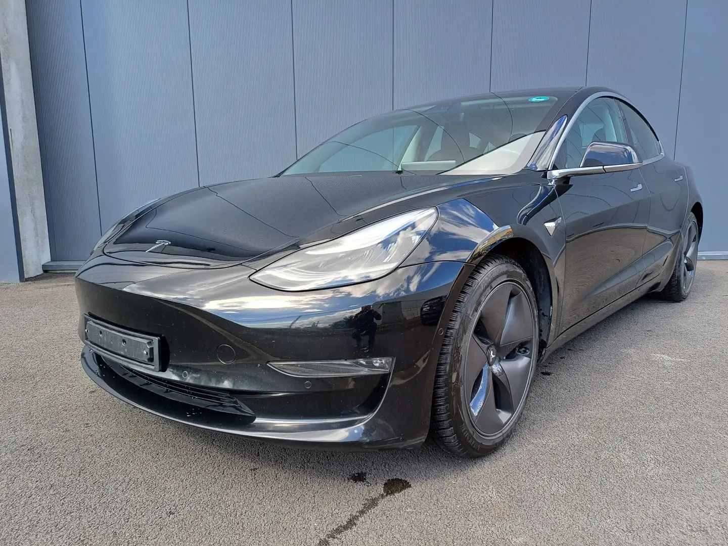 Tesla Model 3 75 kWh Long Range Dual Motor Чорний - 1