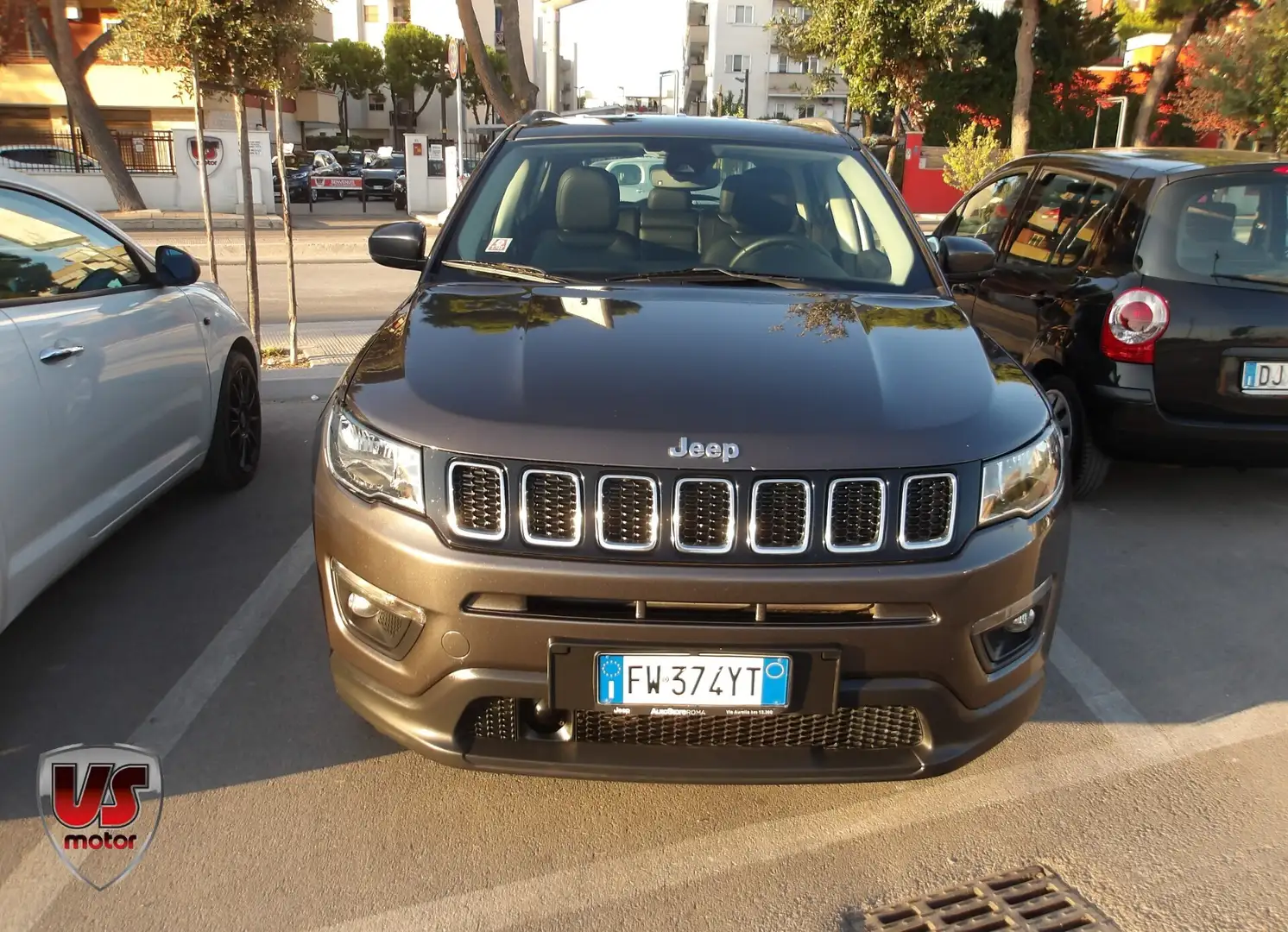 Jeep Compass Compass 1.4 MultiAir 2WD Limited Grijs - 2