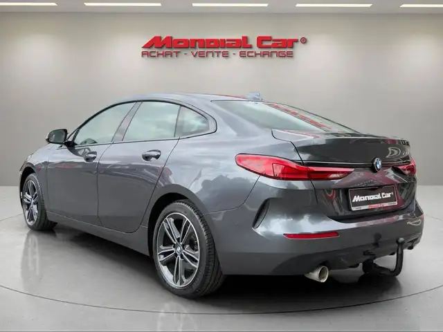 BMW 2 Series view 3