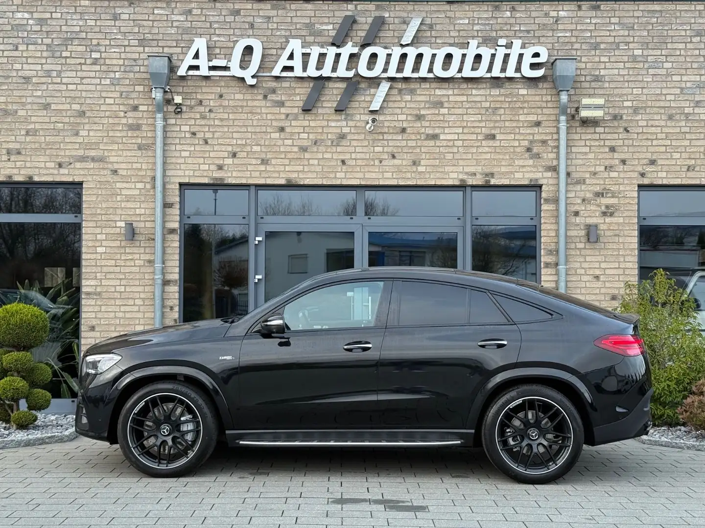 Mercedes-Benz GLE 53 AMG 4Matic+ Coupe*Pano*Amg-Performance* Schwarz - 2