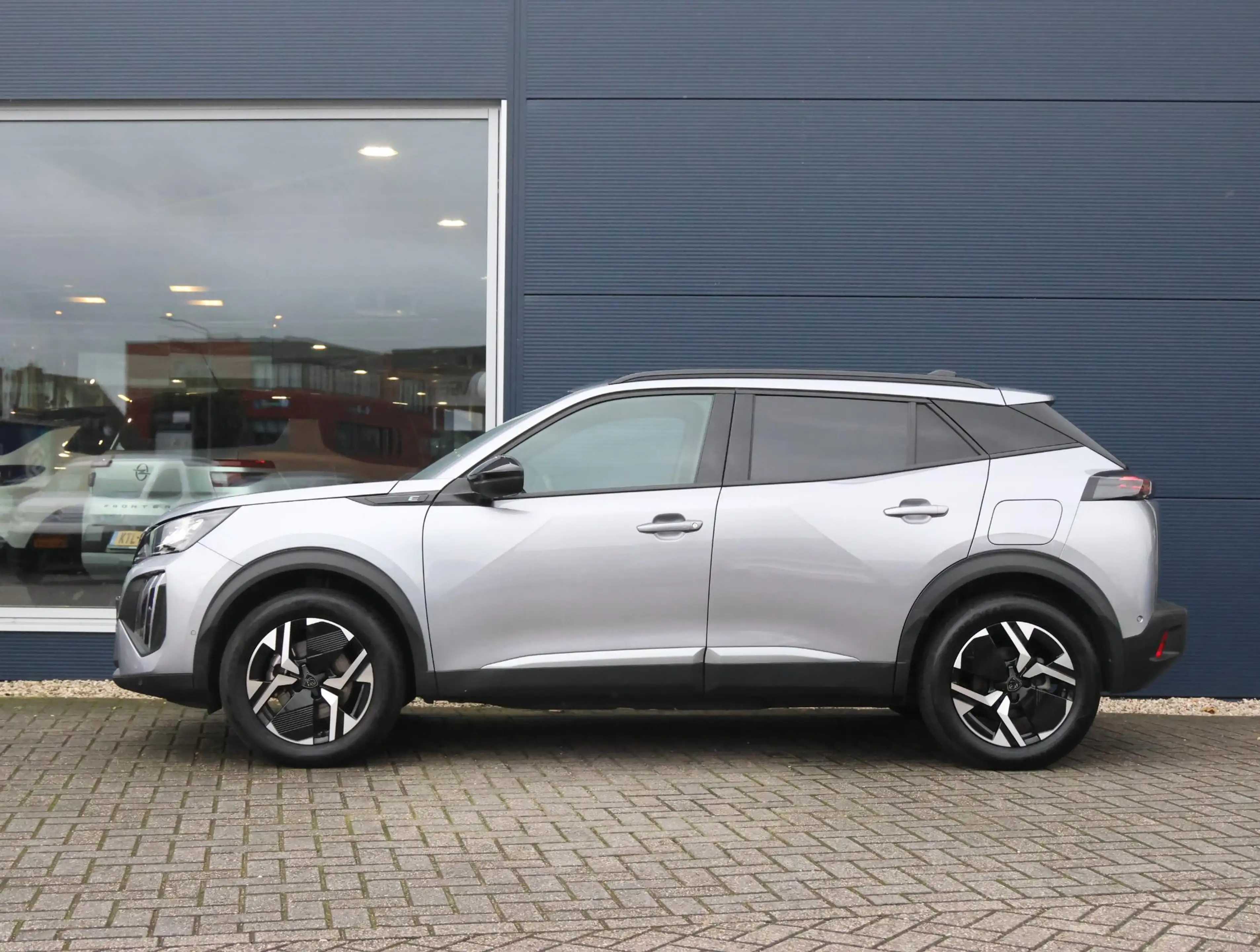 Peugeot e-2008 EV Allure Avantage 54 kWh 8 jaar garantie! | Camer — photo 2