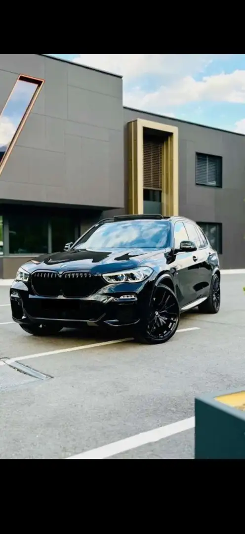 BMW X5 xDrive45e Schwarz - 1