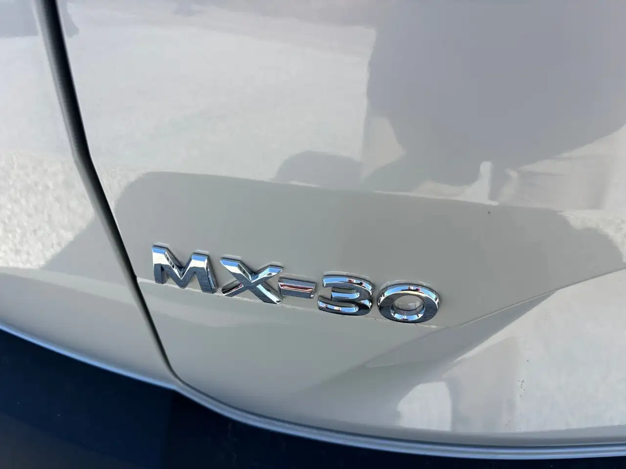 Mazda MX-30 снимка Mazda MX-30
