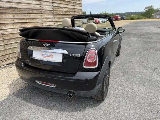 Mini Cooper view 8
