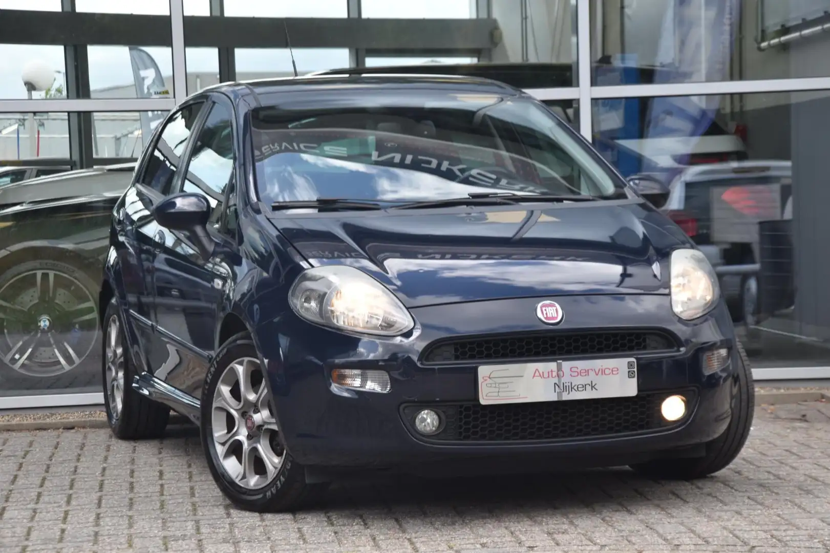 Fiat Punto Evo 0.9 TwinAir Lounge Airco Elek. Ramen 5Drs. Apk 1st Bleu - 1