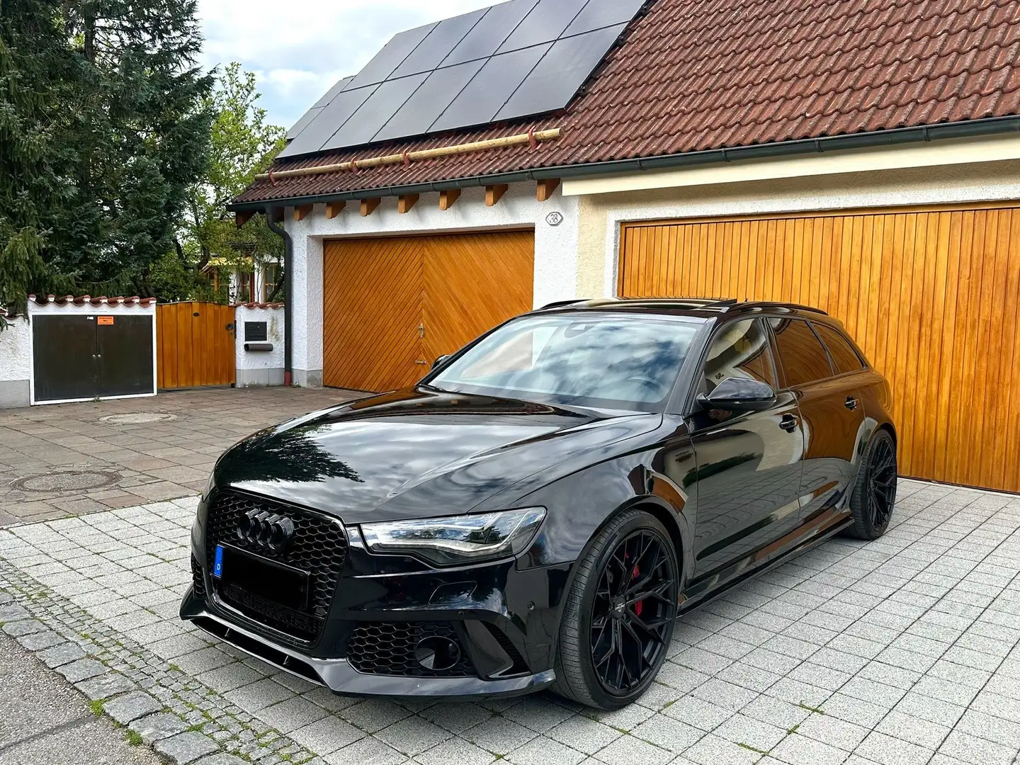 Audi RS6 4.0 TFSI ABT ACC Matrix Pano 21“ RS Sitze Schwarz - 1