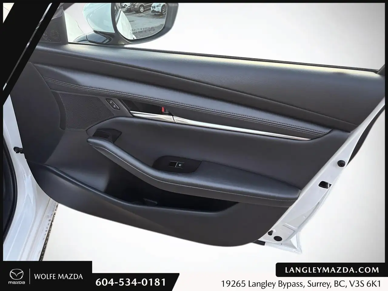 Mazda 3 снимка Mazda 3