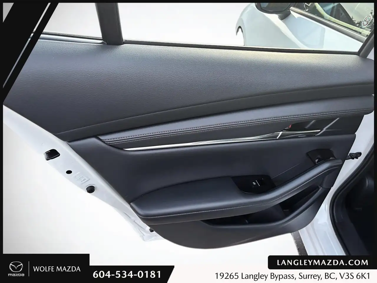 Mazda 3 снимка Mazda 3