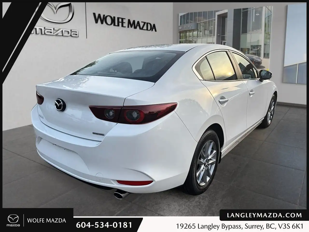 Mazda 3 снимка Mazda 3