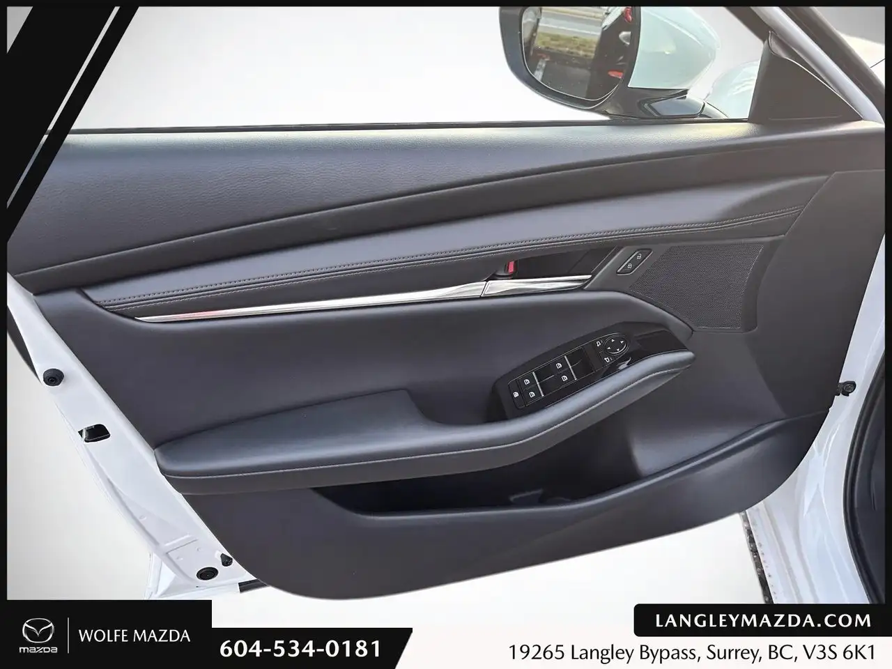 Mazda 3 снимка Mazda 3