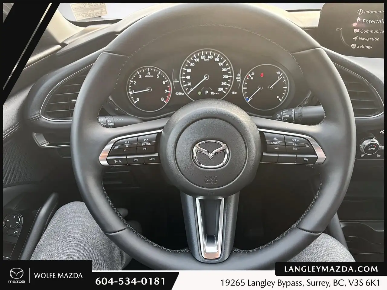 Mazda 3 снимка Mazda 3