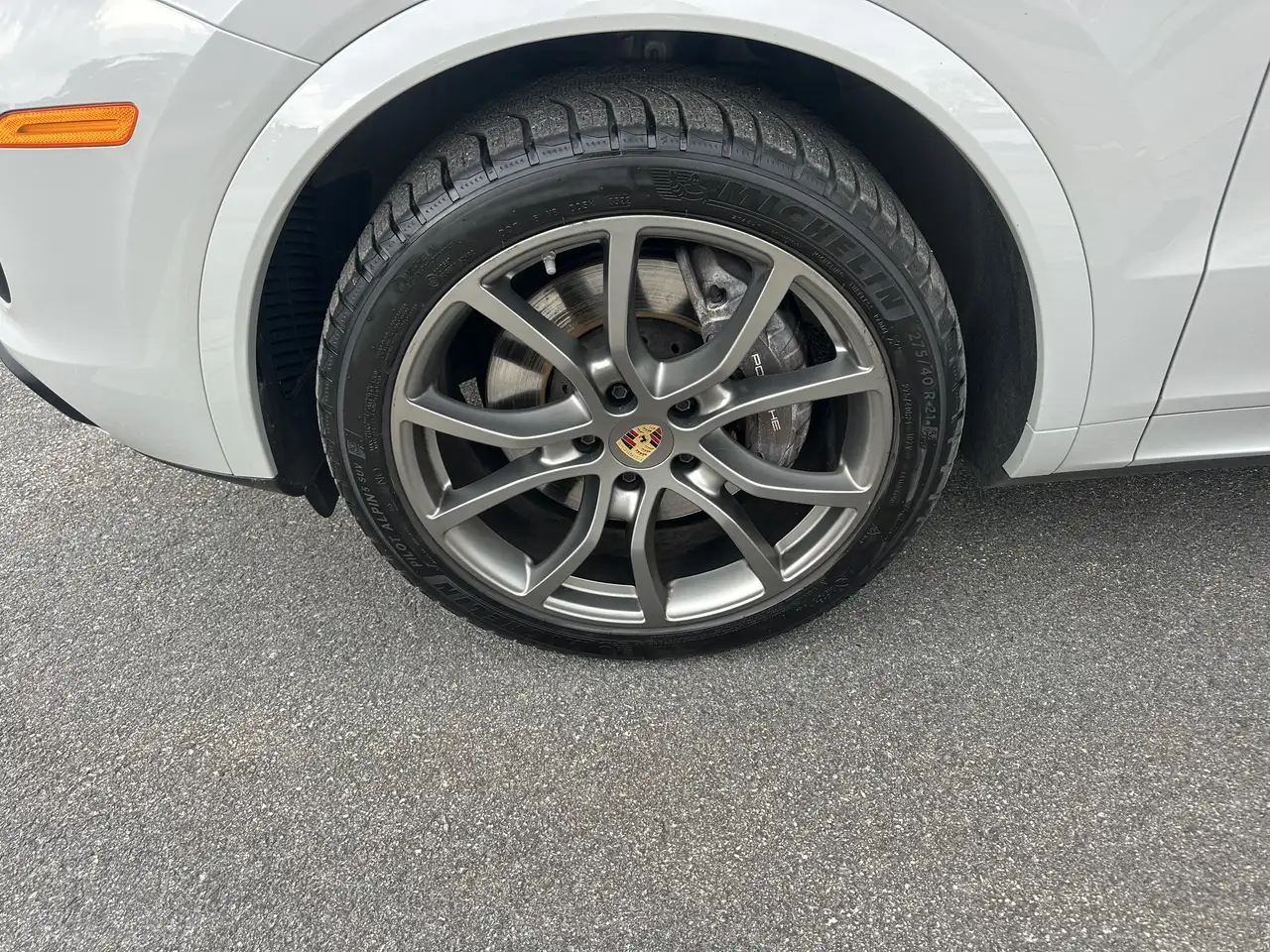 Porsche Cayenne снимка Porsche Cayenne