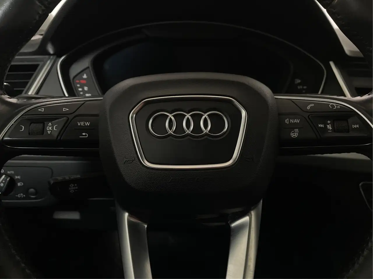Audi Q5 снимка Audi Q5