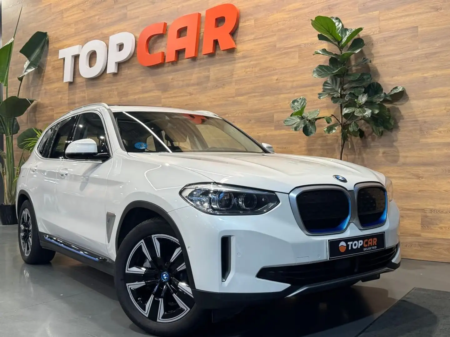BMW iX 3 Бежевий - 2