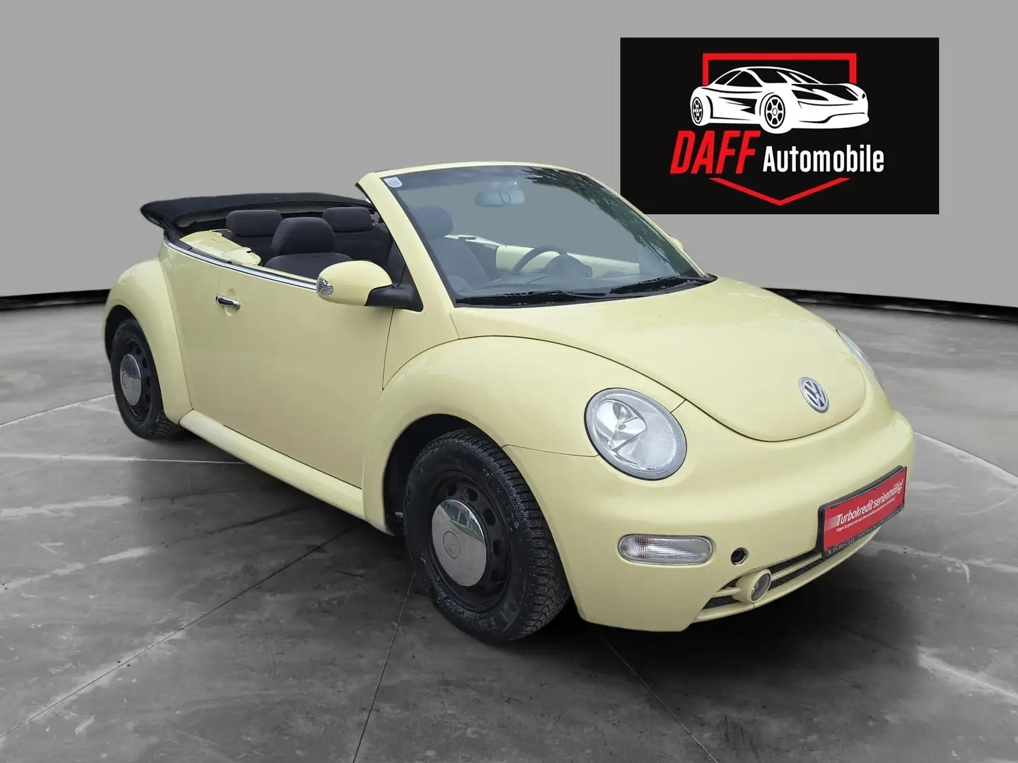 Volkswagen Beetle 1.4 Benzin Cabrio Jaune - 2