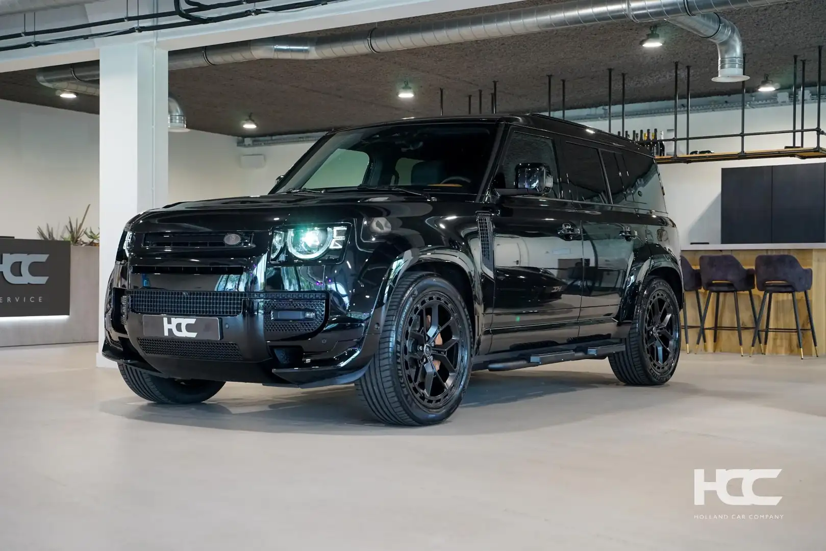 Land Rover Defender 110 P400e HSE X-Dynamic | URBAN Widetrack | Custom Noir - 1