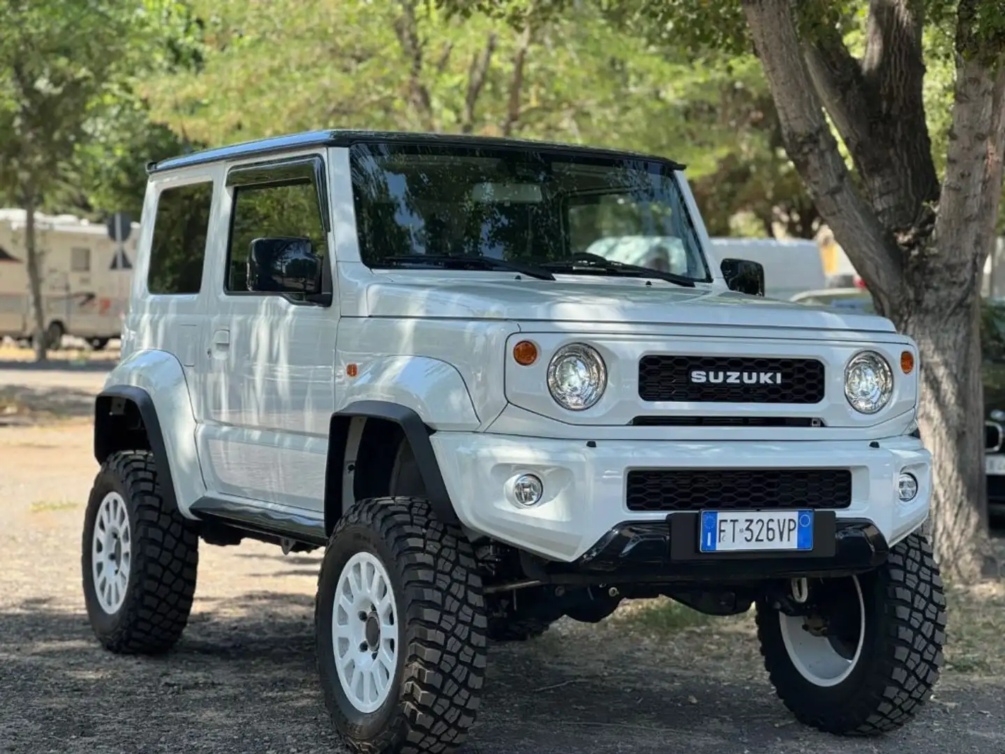 Suzuki Jimny 1.5 "NO AUTOCARRO" KIT GOMME SOSOSPENS. OMOLOGATO Bianco - 1