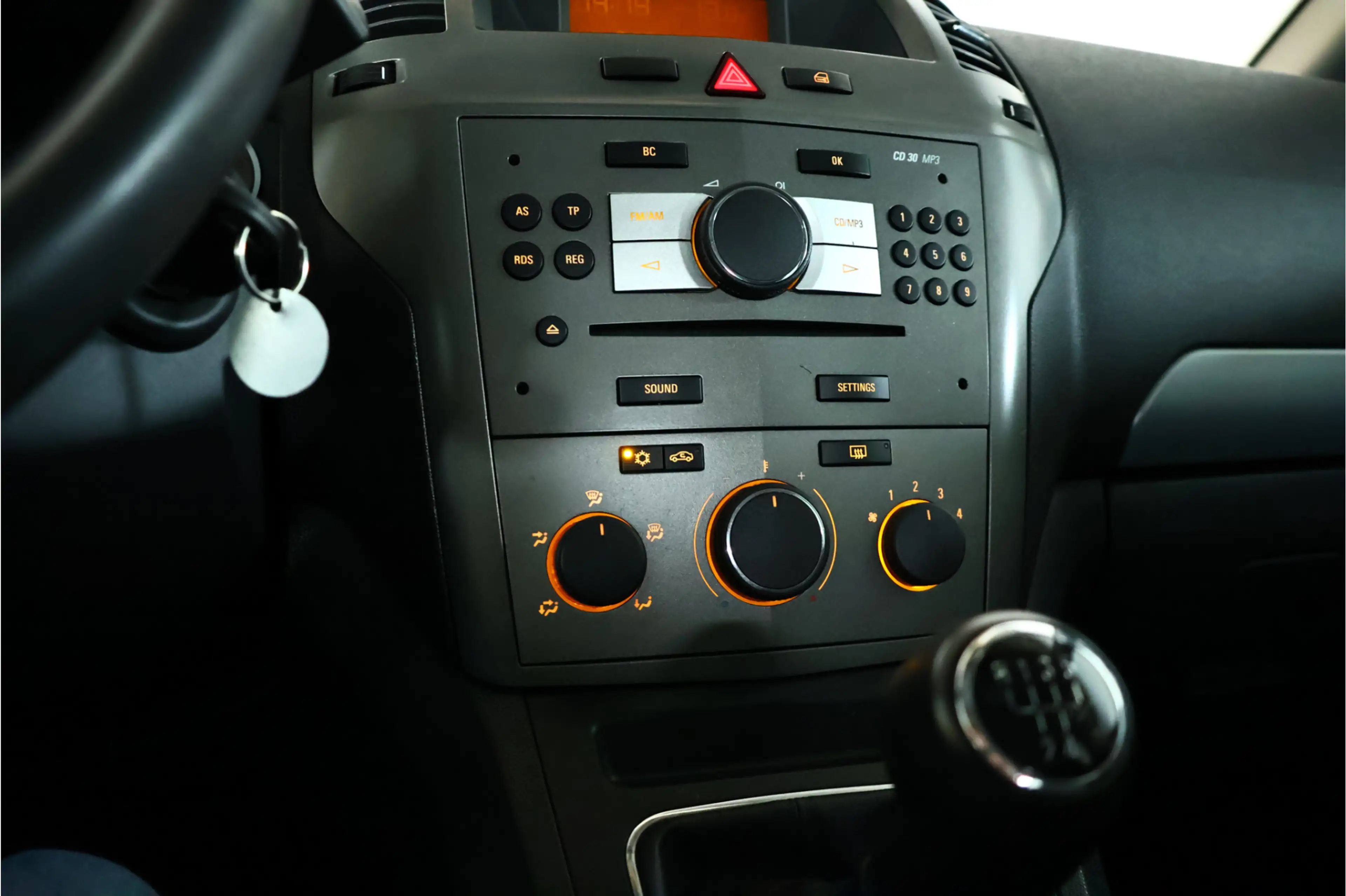 Opel Zafira 1.6 Essentia / Cruisecontrol / 7 Persoons / Trekha — photo 21