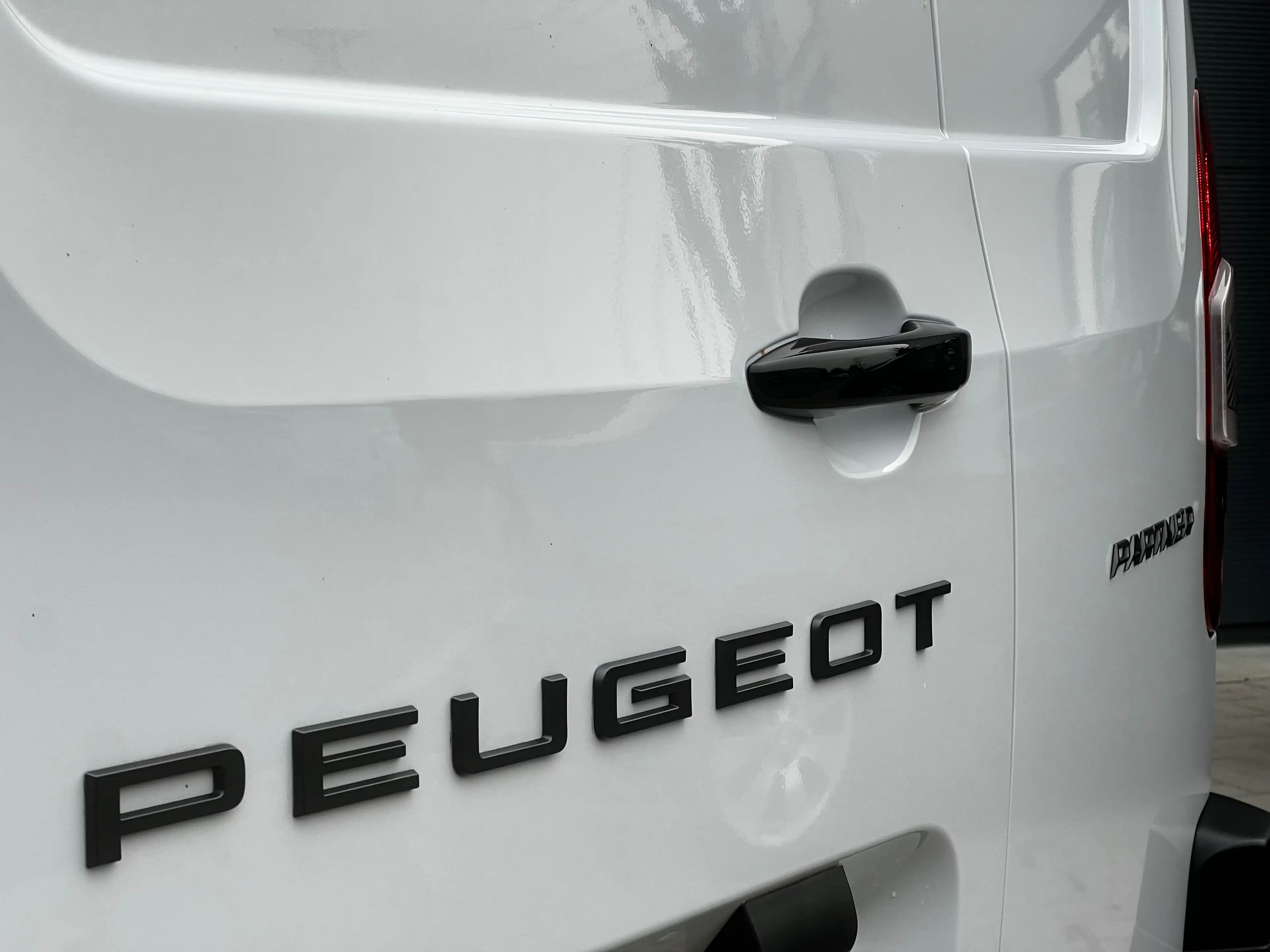 Peugeot Partner Partner MPV 1.5 Blue HDi Standard Allure S — photo 7