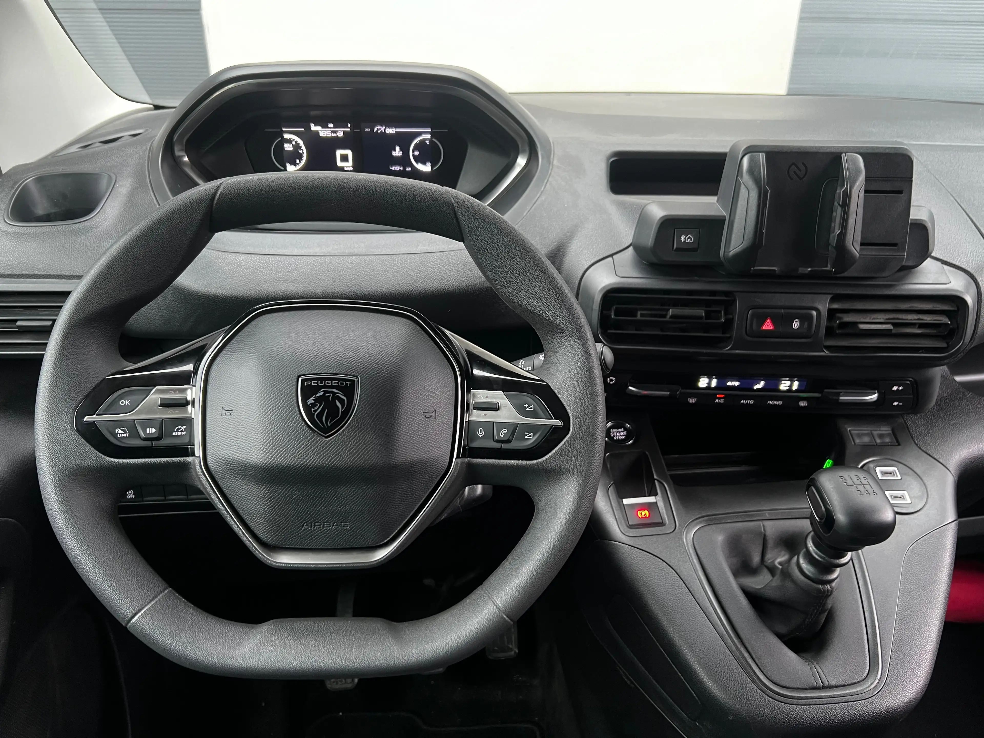 Peugeot Partner Partner MPV 1.5 Blue HDi Standard Allure S — photo 11