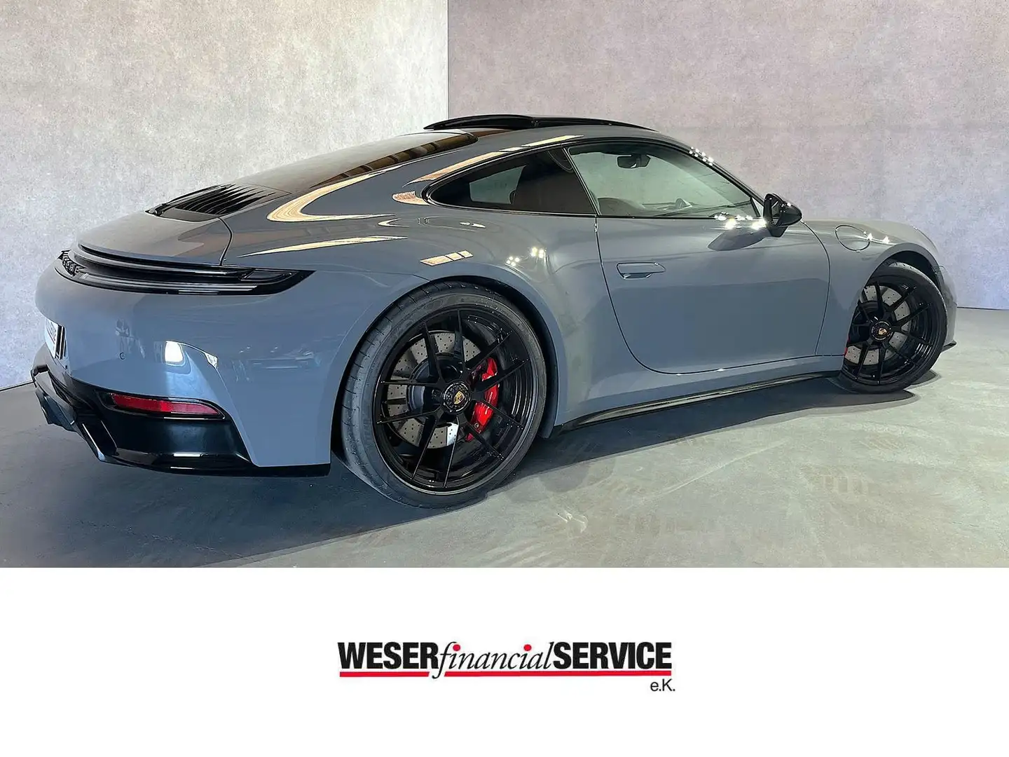 Porsche 992 .2 GTS*Matrix*Inno*Lift*Ext.schw*Int.Pak.GTS Grau - 2
