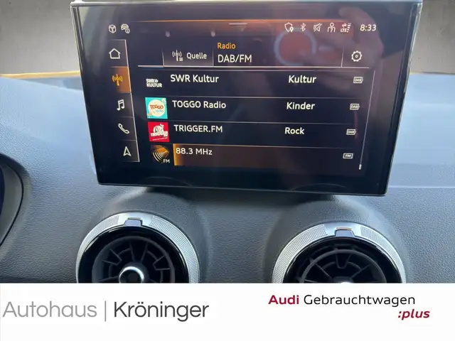 Audi Q2 view 15